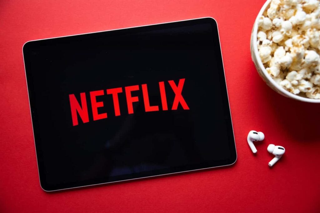 Netflix stock gets bullish analyst call ahead of next week’s earnings thumbnail
