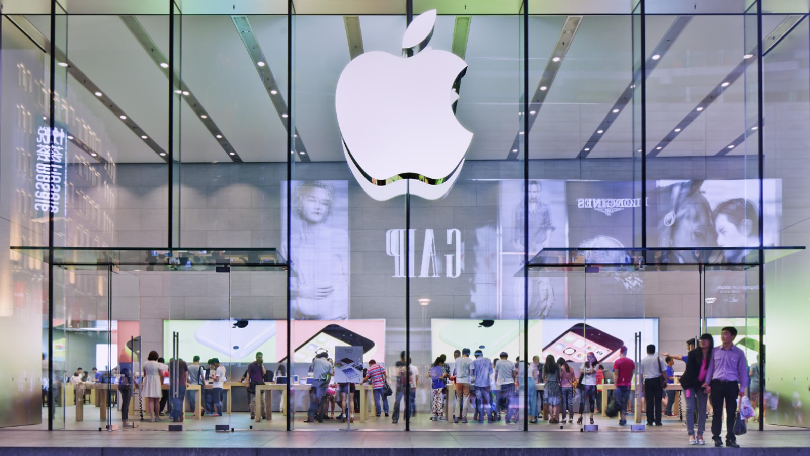 $1,000 invested in Apple stock when Tim Cook began CEO reign is now worth