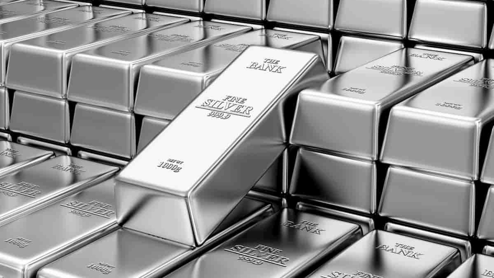 Is Silver a ‘Buy’ after gaining 11% in a week?