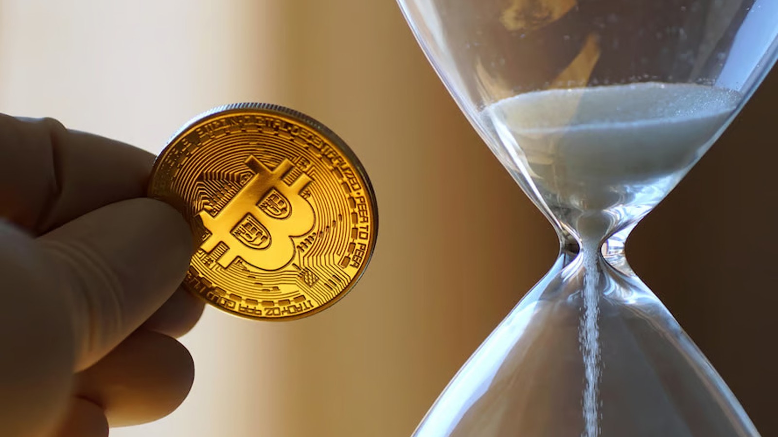 Quantum Doomsday Clock Projects Bitcoin Encryption Could Break by March 2028