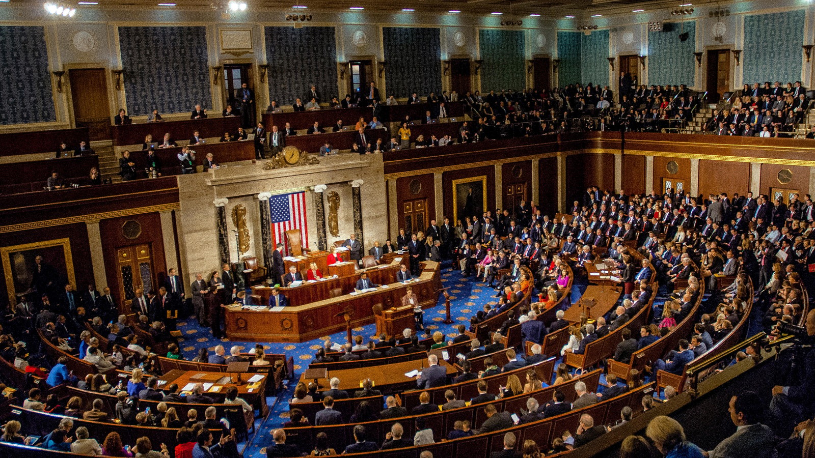 If CLARITY Act fails before 2030, these 2 crypto sectors will explode