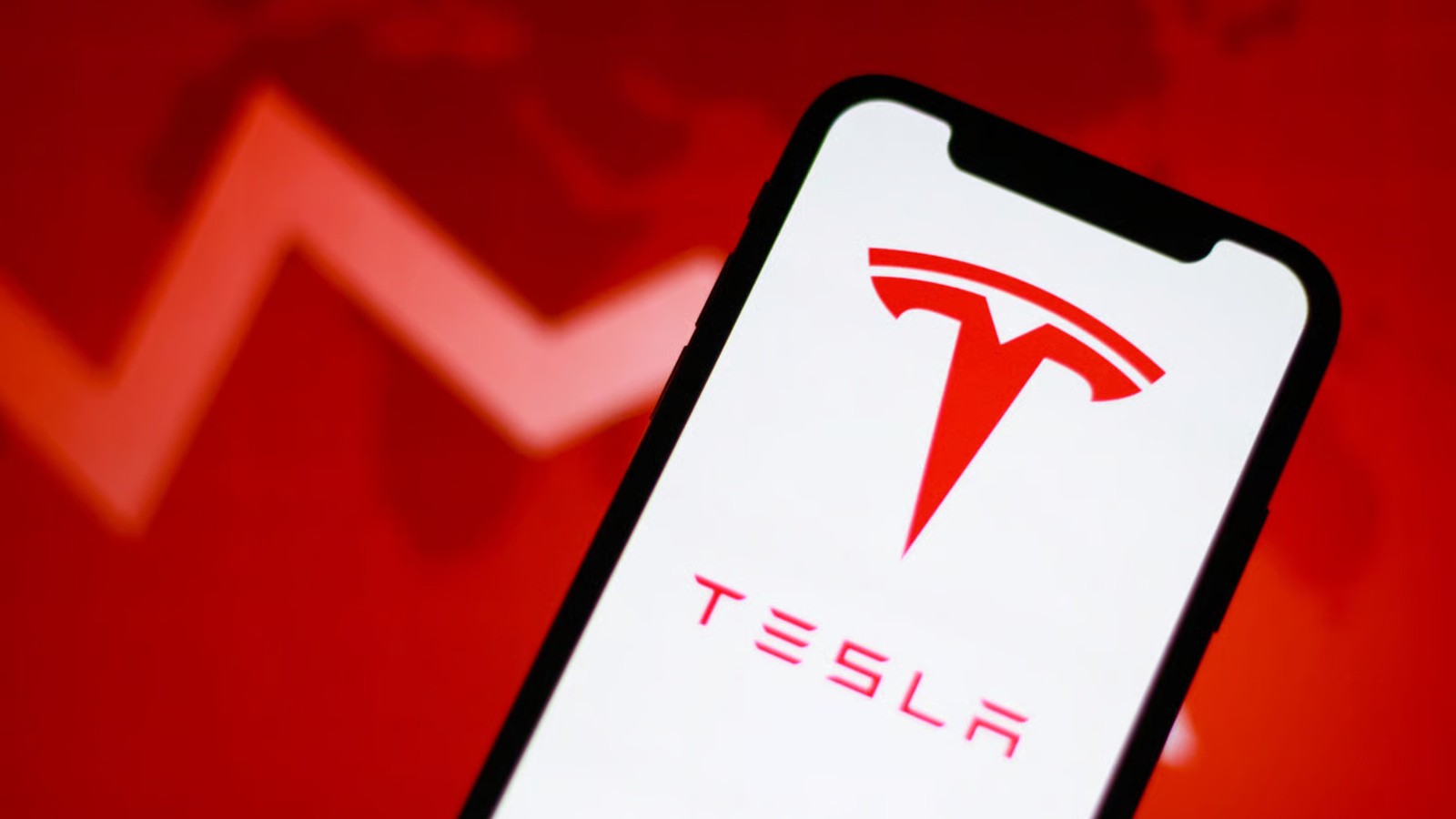 Analyst sets Tesla (TSLA) stock price target for 12 months